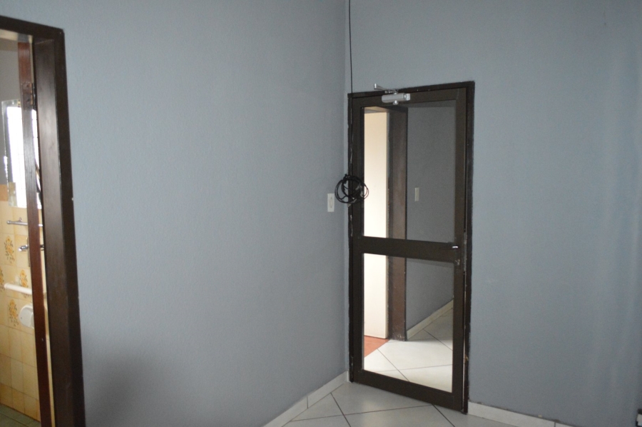 Commercial Property for Sale in Collerville North West